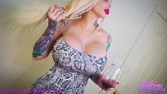 Sabrina sabrok pov follando por el culo a una rubia de enormes tetas